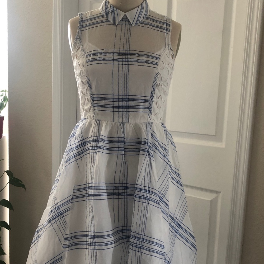 Elegant skater cut dress.